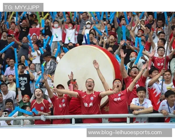 足球牛人视频带你领略世界顶级球技与精彩瞬间的完美结合